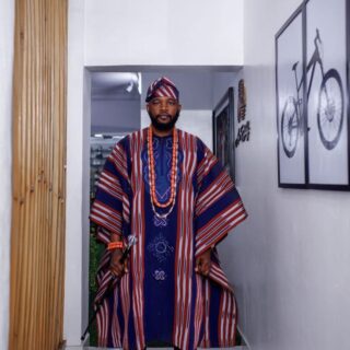 Classical Asoeke royal ensemble, African Royal fabrics