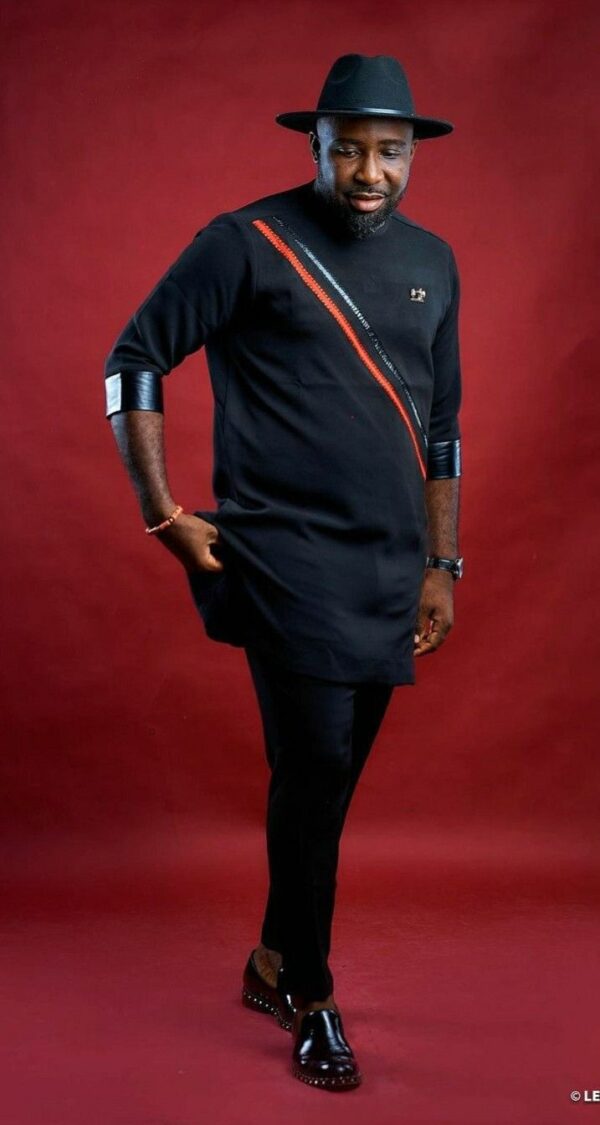 Connect with your heritage through this beautifully tailored Senator wear.