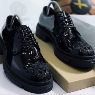 Sophisticated Black Leather Shoes
